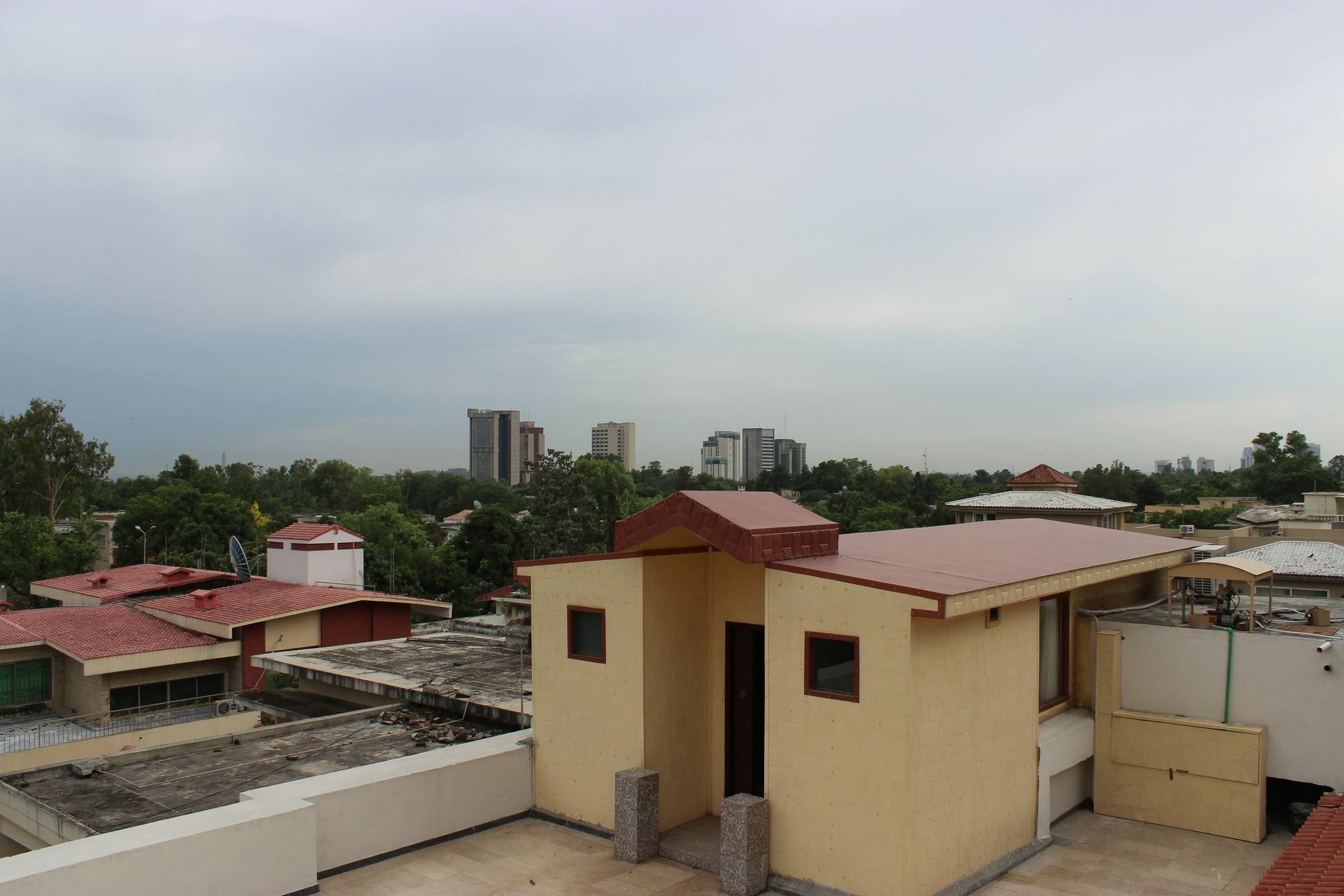 S Chalet Islamabad Exterior foto